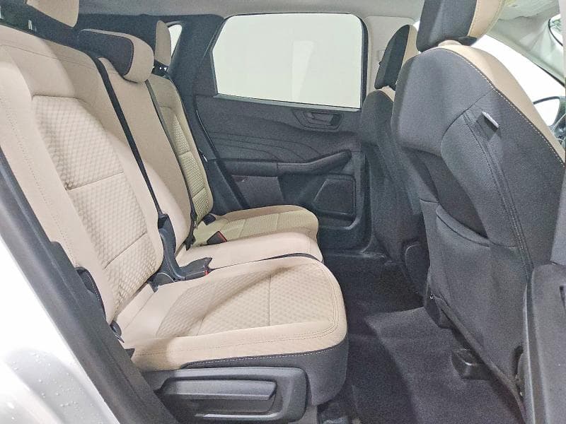 2022 FORD ESCAPE SE 11