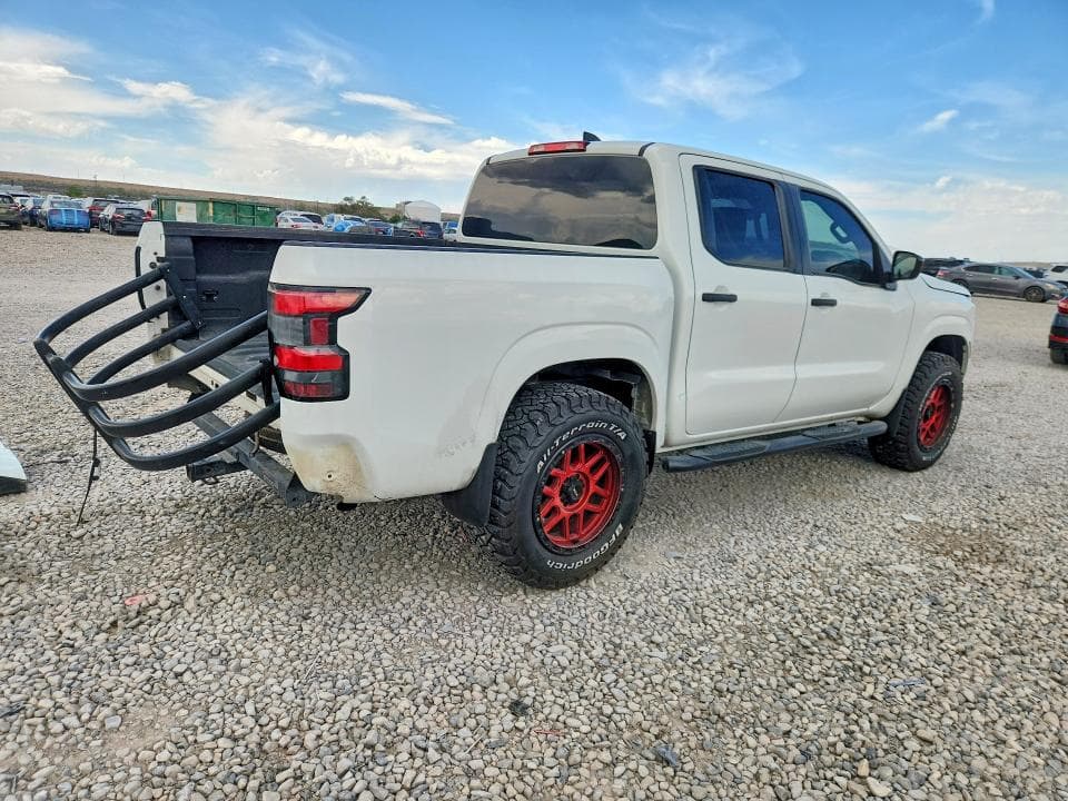 2022 NISSAN FRONTIER S 3