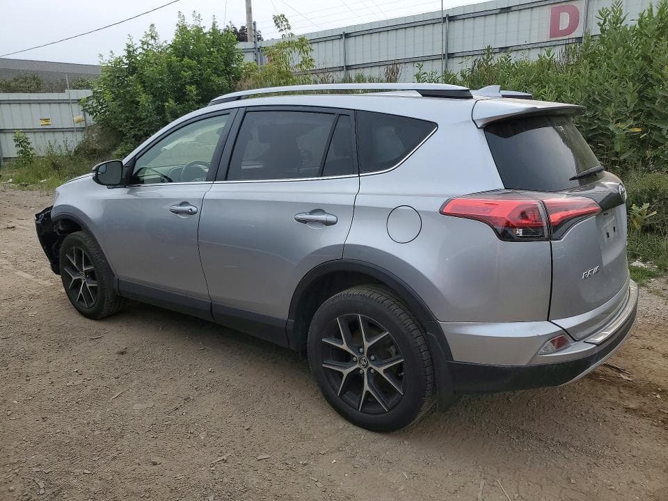 2018 TOYOTA RAV4 SE 2