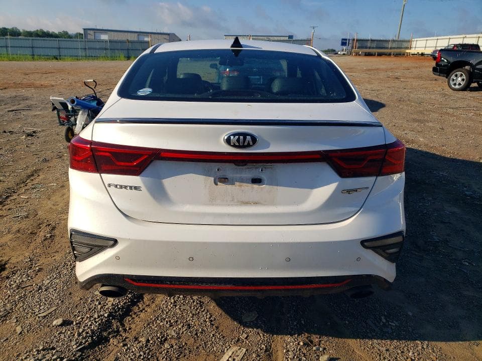 2021 KIA FORTE GT 6
