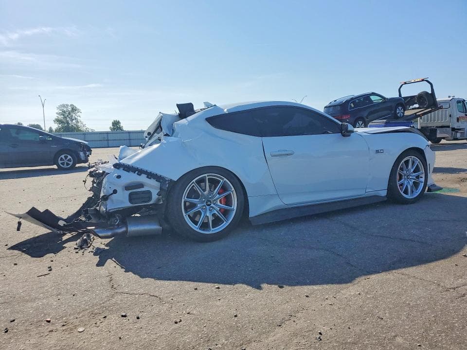 2025 FORD MUSTANG GT 3