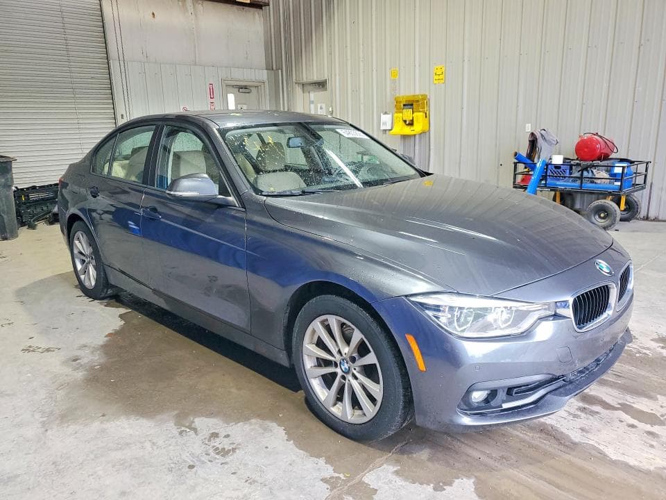 2018 BMW 320 XI 4