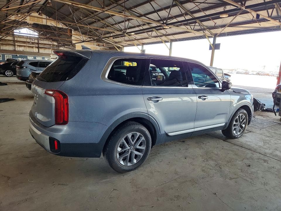 2023 KIA TELLURIDE LX 3