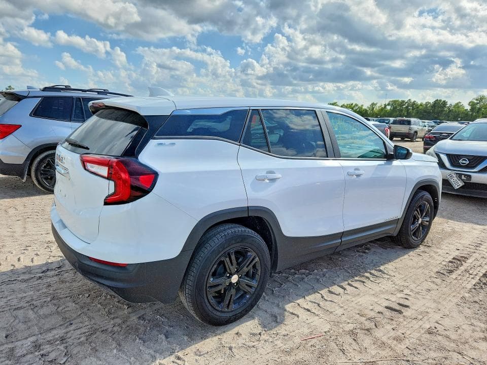 2024 GMC TERRAIN SLE 3