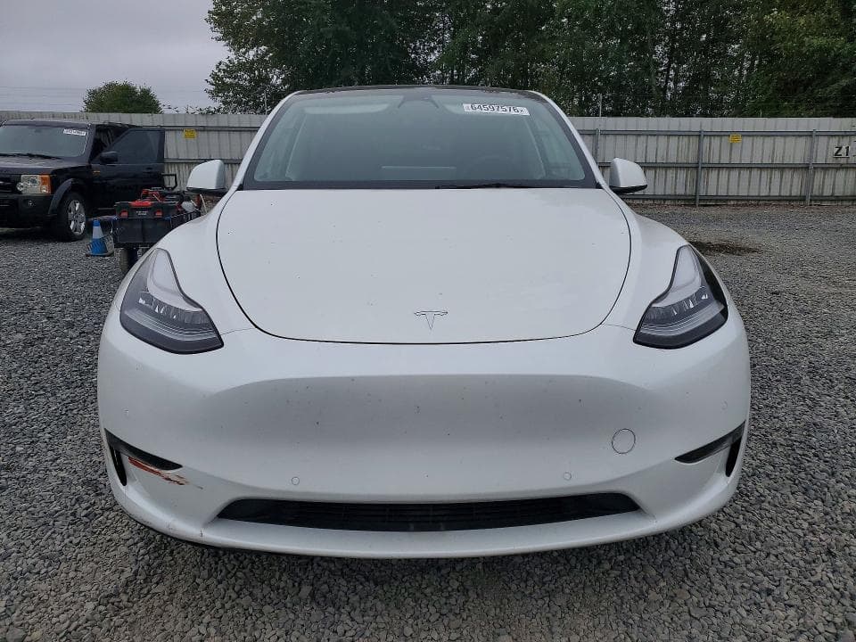2022 TESLA MODEL Y 5