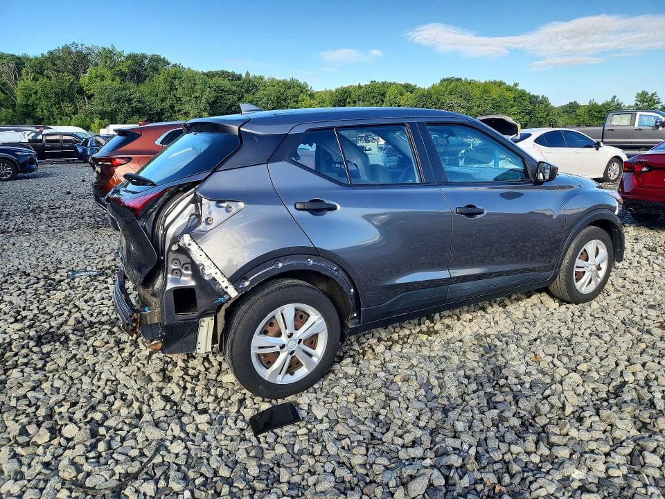 2021 NISSAN KICKS S 3