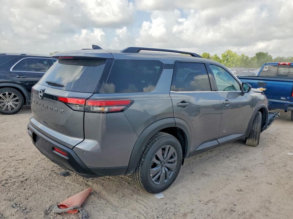 2026 NISSAN PATHFINDER SV 3