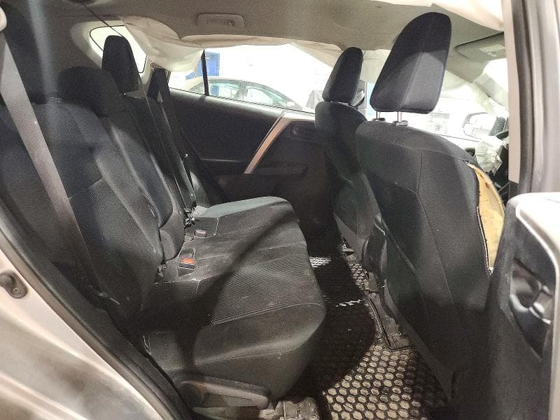 2018 TOYOTA RAV4 LE 11