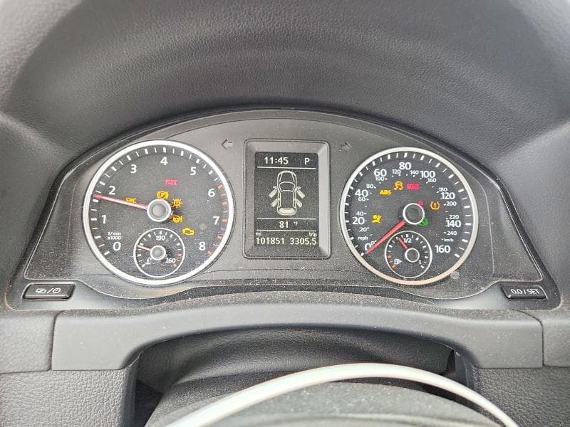 2017 VOLKSWAGEN TIGUAN SPORT 9