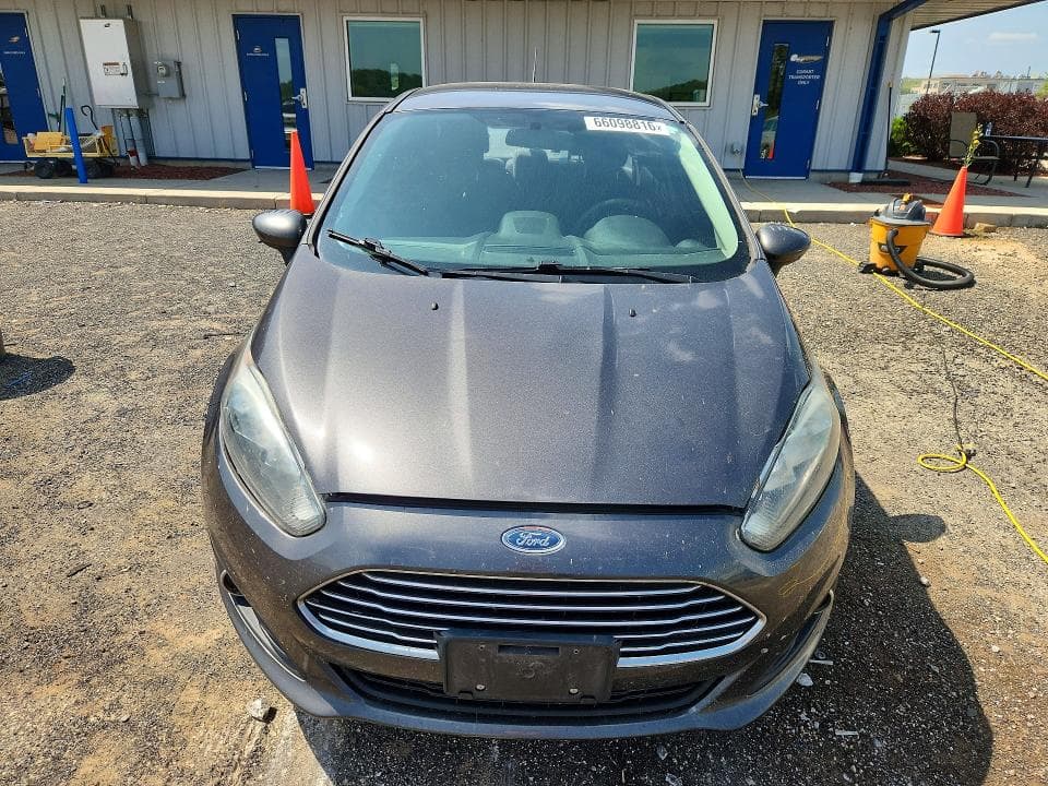 2017 FORD FIESTA SE 5