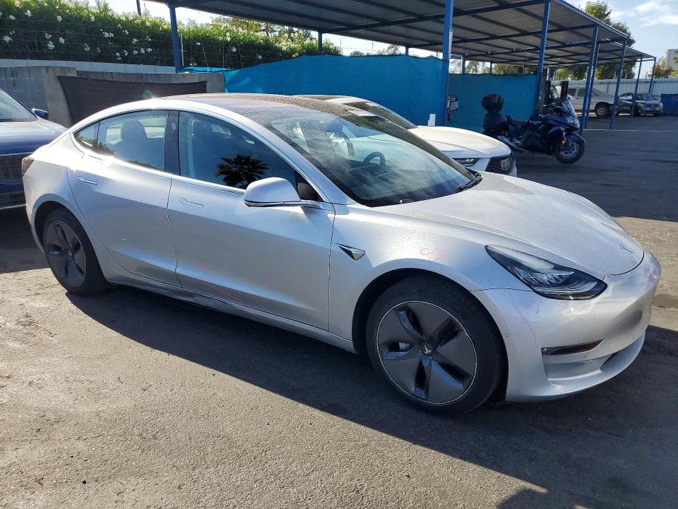 2018 TESLA MDL 3 4