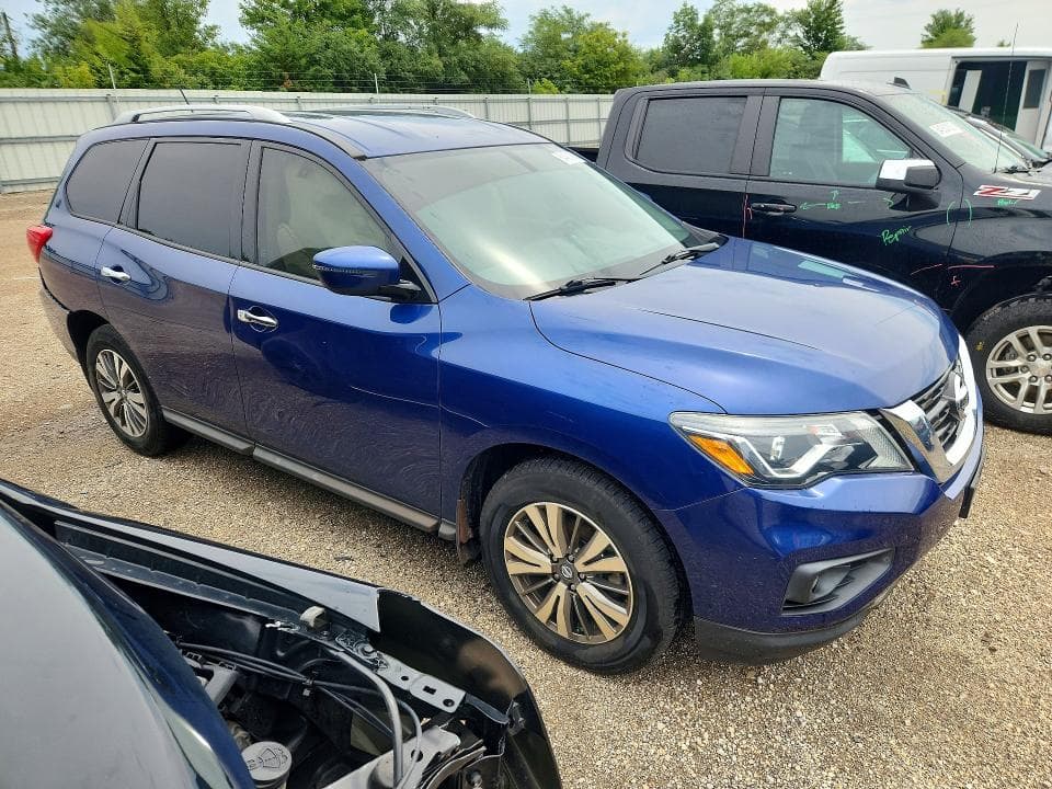 2018 NISSAN PATHFINDER SV 4