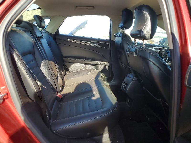 2017 FORD FUSION SE 10