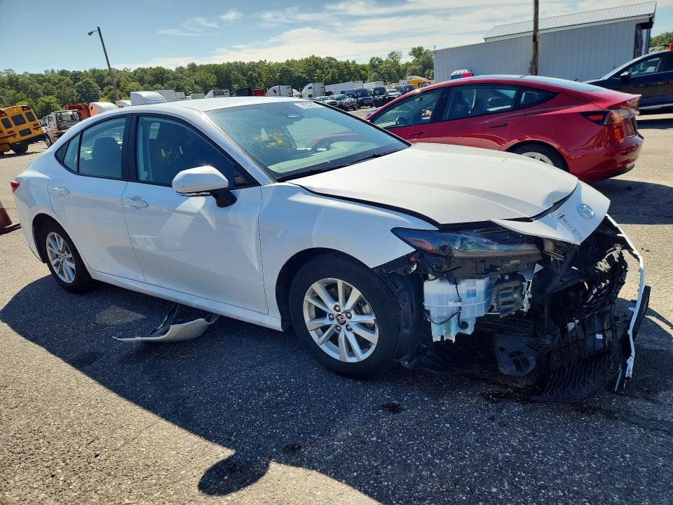 2025 TOYOTA CAMRY LE 4
