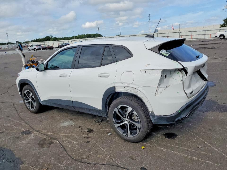 2024 CHEVROLET TRAX 1RS 2