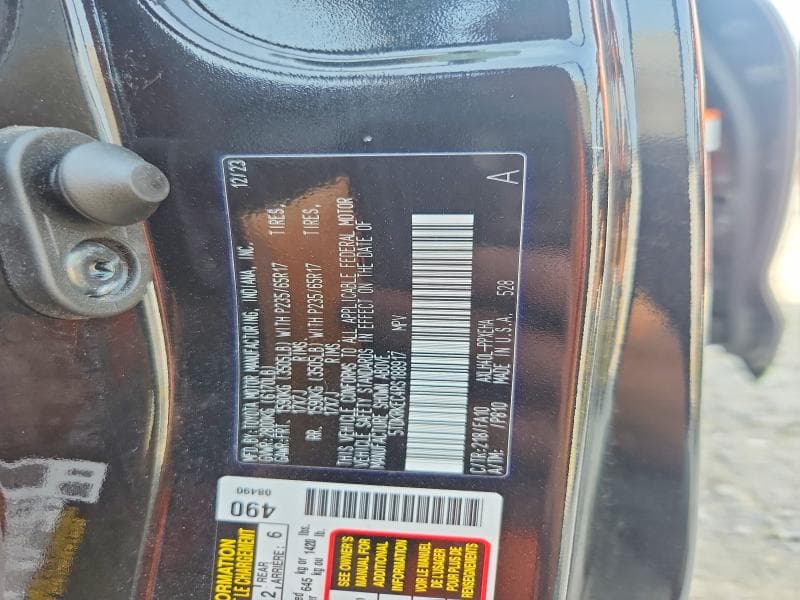 2024 TOYOTA SIENNA LE 14