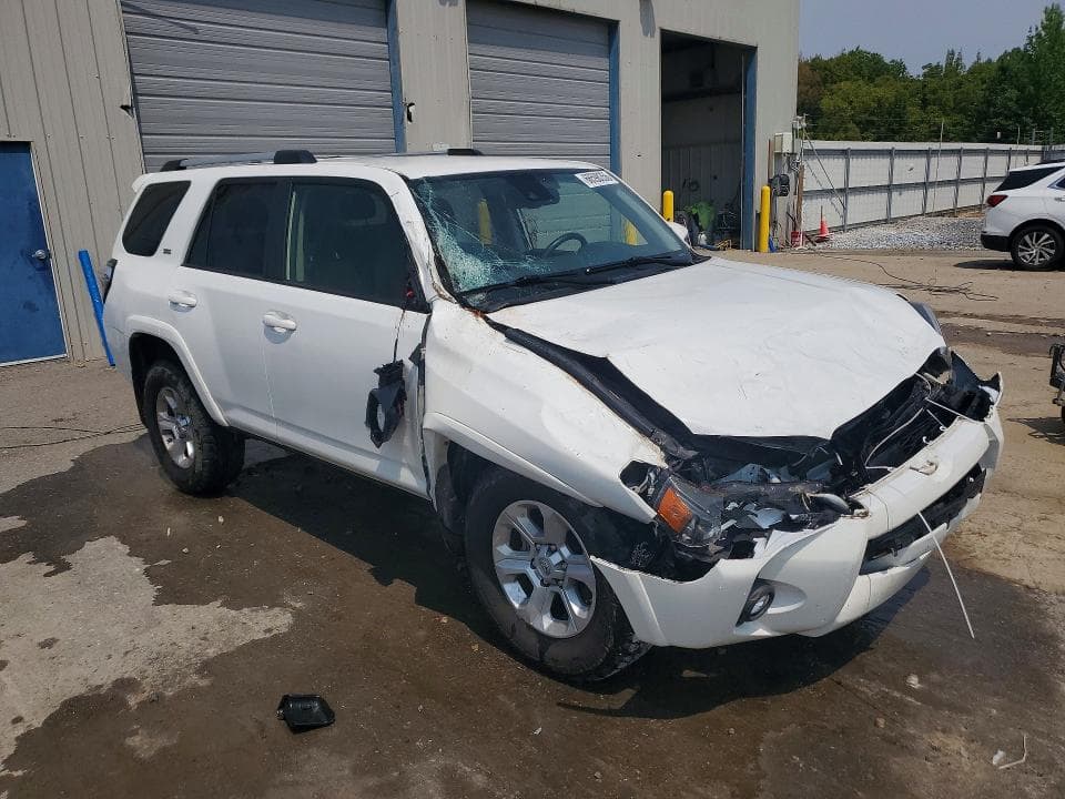 2021 TOYOTA 4RUNNER SR5 4