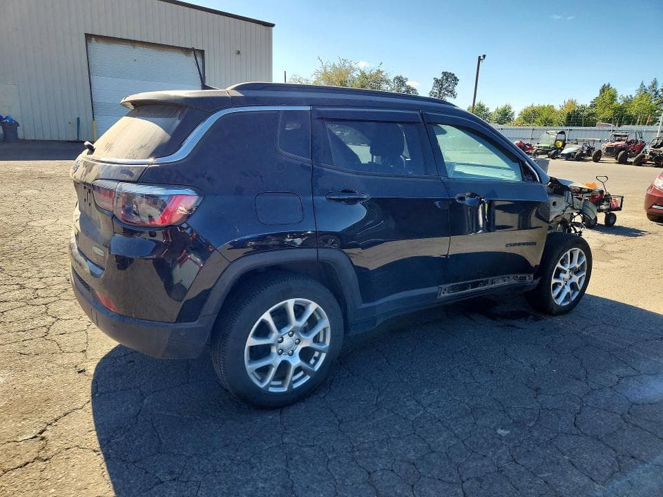 2024 JEEP COMPASS LATITUDE LUX 3