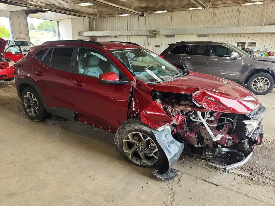 2025 CHEVROLET TRAX 1LT 4