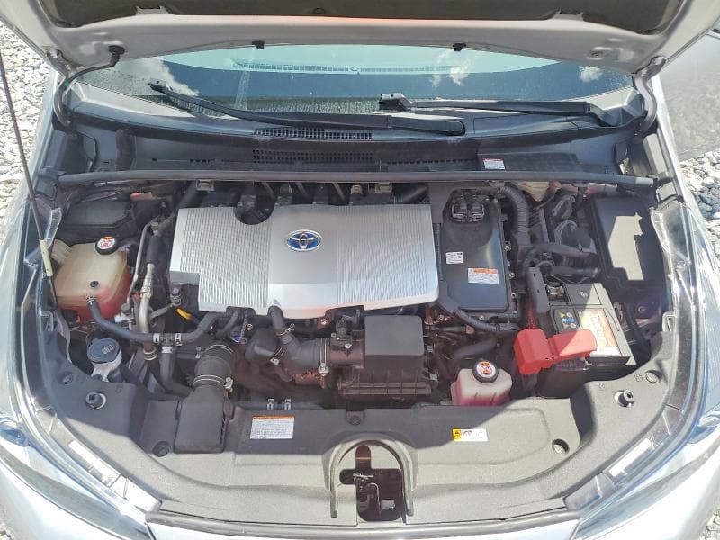2019 TOYOTA PRIUS XLE 11