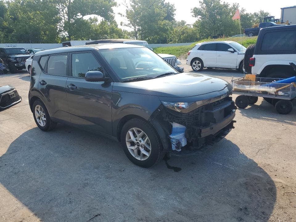 2024 KIA SOUL LX 4