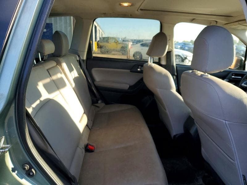 2017 SUBARU FORESTER 10