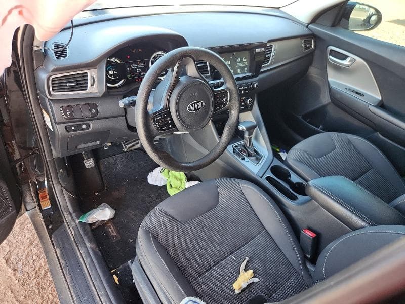 2017 KIA NIRO FE 8