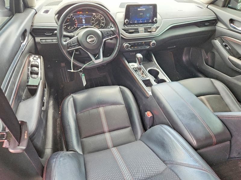 2023 NISSAN ALTIMA SR 8