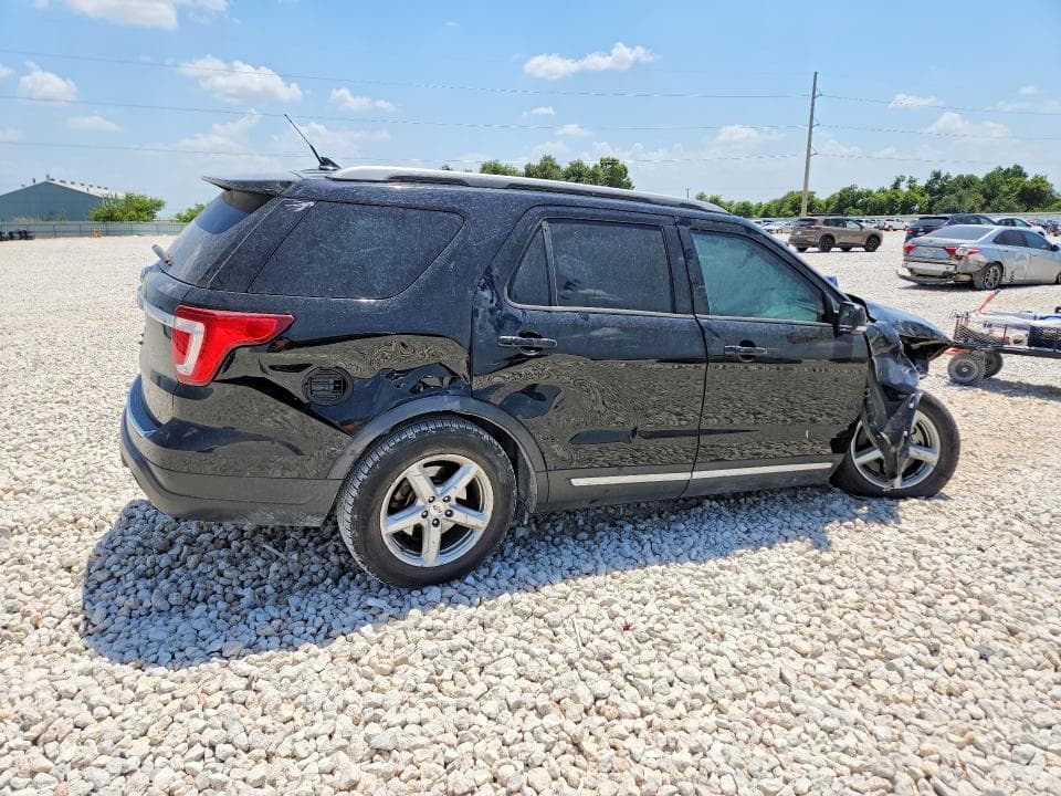 2018 FORD EXPLORER XLT 3