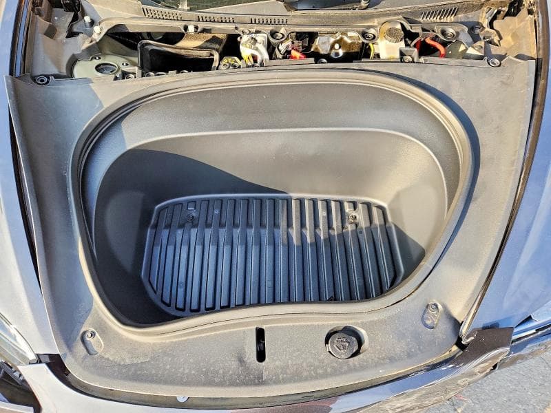 2024 TESLA MODEL 3 11