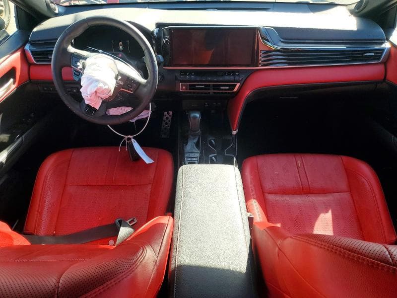 2025 TOYOTA CAMRY XSE 8
