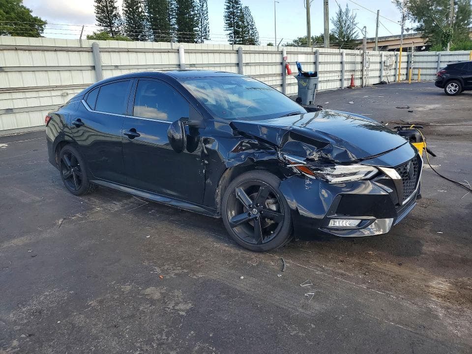 2022 NISSAN SENTRA SR 4