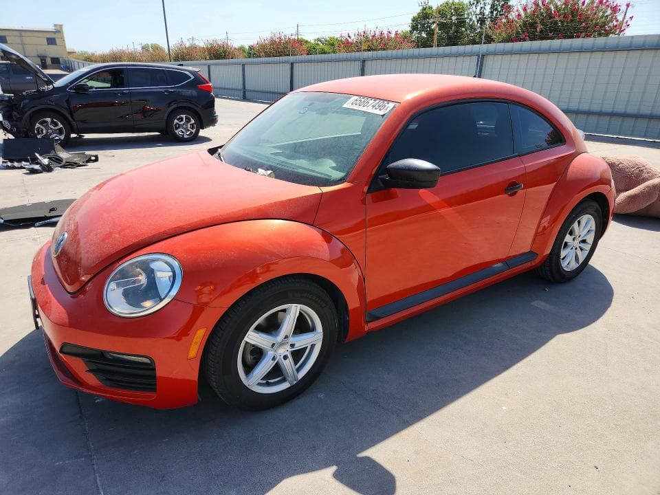 2018 VOLKSWAGEN BEETLE S - 1