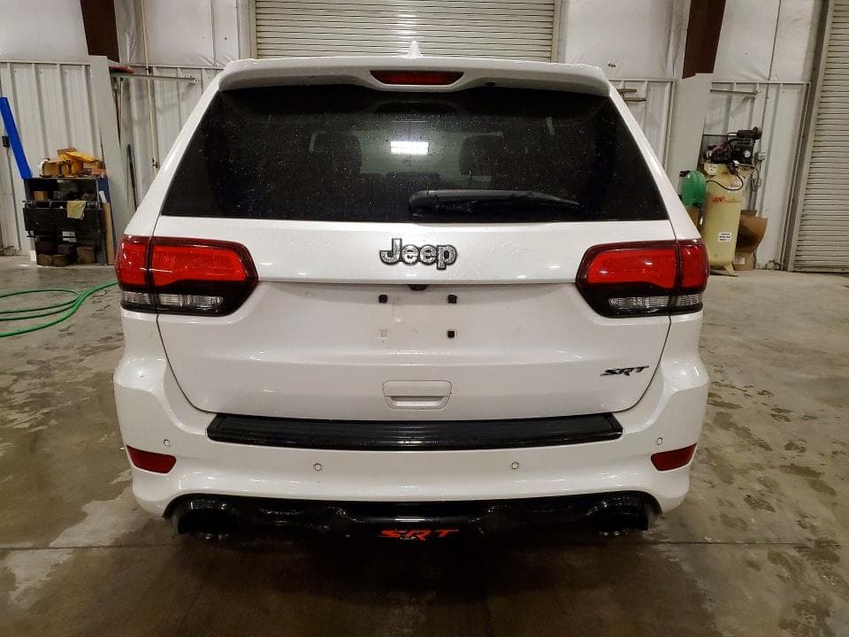2017 JEEP GRAND CHEROKEE SRT-8 6