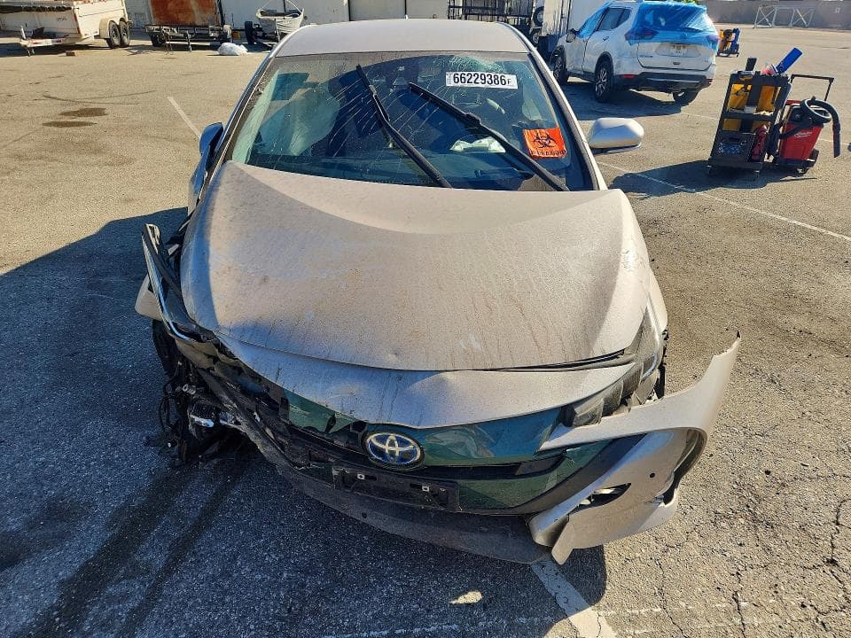 2017 TOYOTA PRIUS PRIME ADVANCED 5
