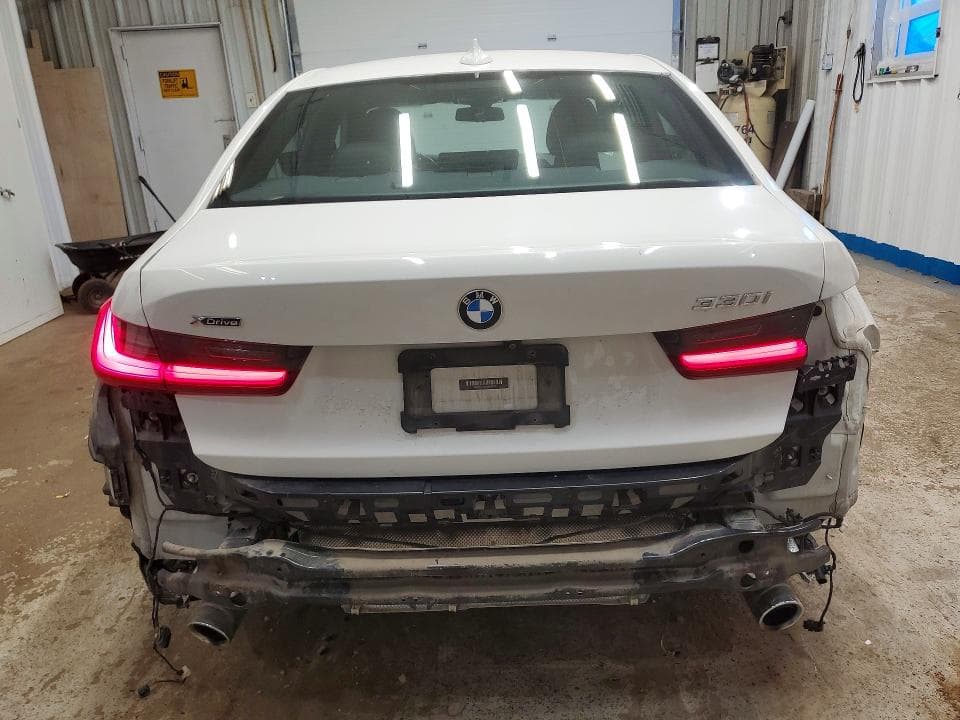 2021 BMW 32XI 6