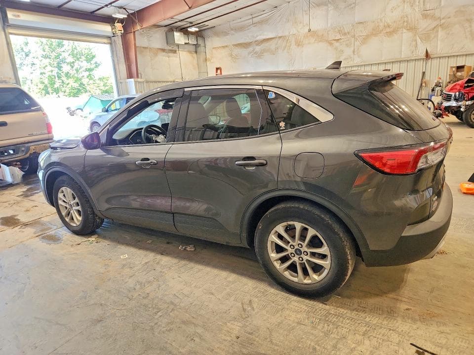 2020 FORD ESCAPE SE 2