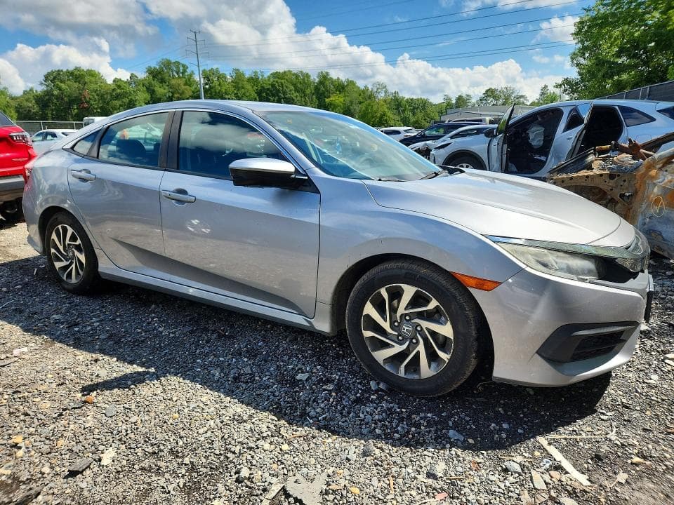 2017 HONDA CIVIC EX 4