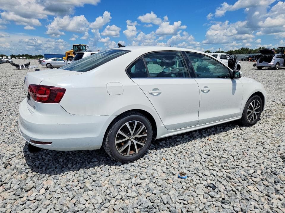 2017 VOLKSWAGEN JETTA SE 3