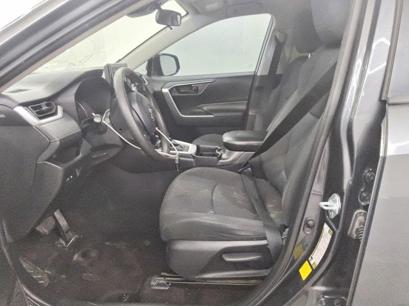 2021 TOYOTA RAV4 LE 7