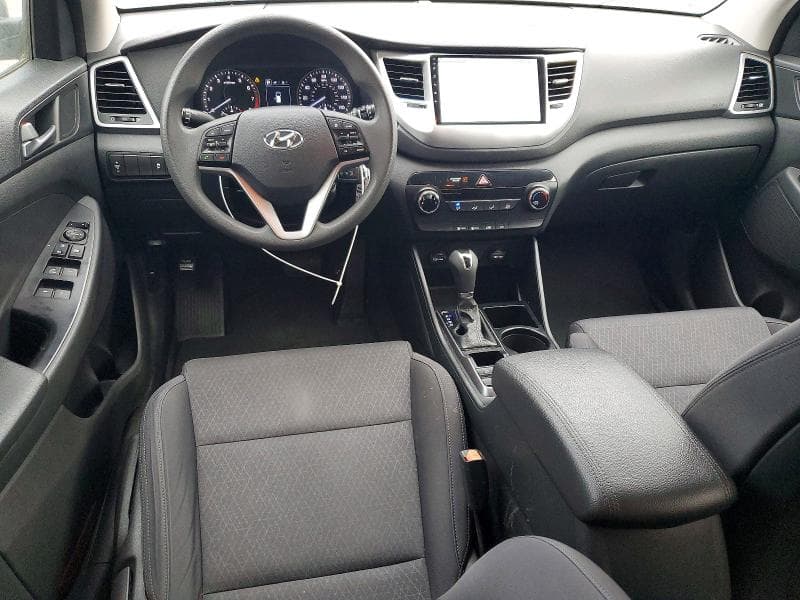 2017 HYUNDAI TUCSON SE 8