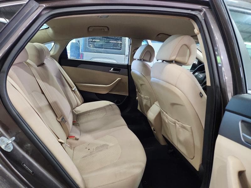 2017 HYUNDAI SONATA SE 10