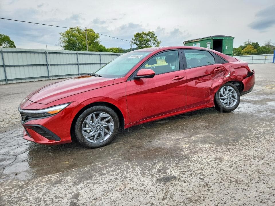 2024 HYUNDAI ELANTRA SEL - 1