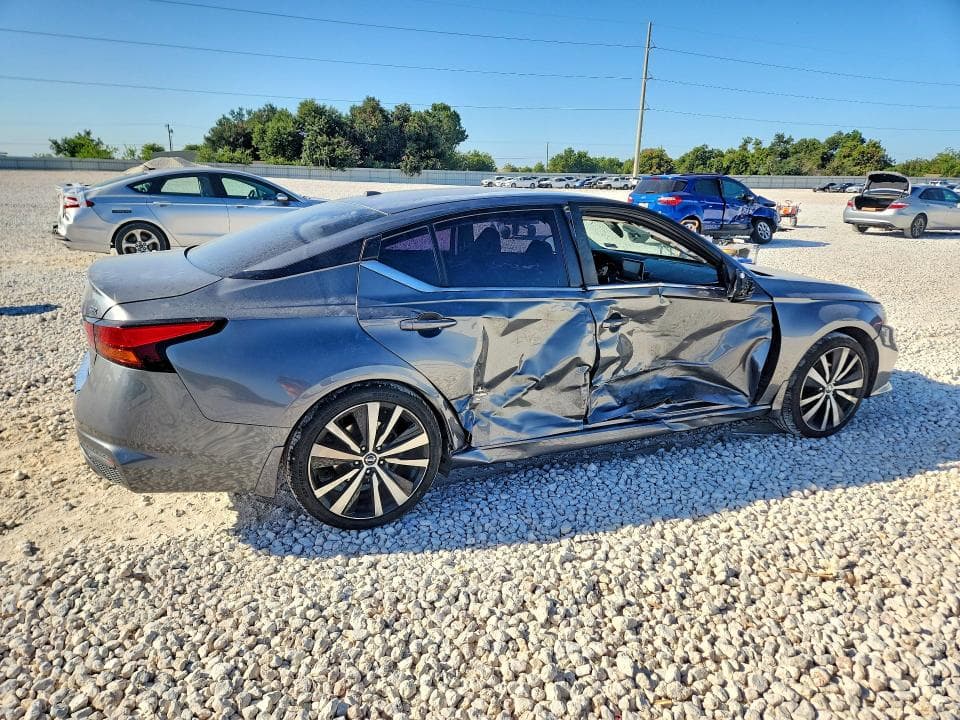 2019 NISSAN ALTIMA SR 3