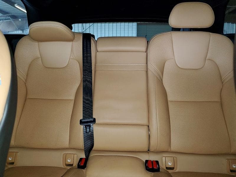 2018 VOLVO XC60 T6 INSCRIPTION 10