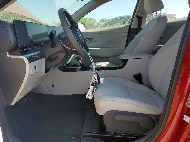 2025 HYUNDAI KONA SE 7