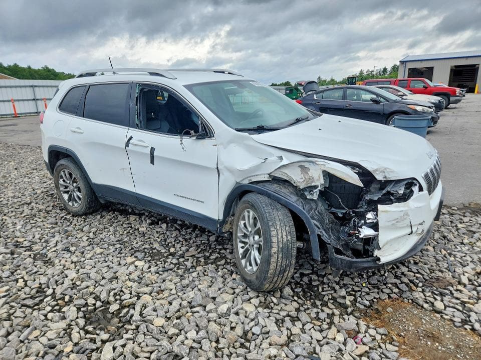 2019 JEEP CHEROKEE LATITUDE PLUS 4