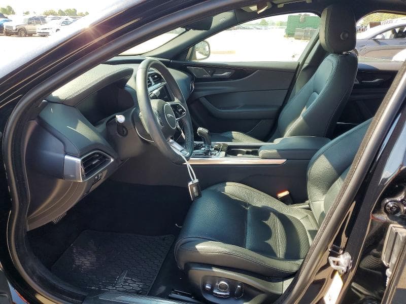 2020 JAGUAR XE S 7
