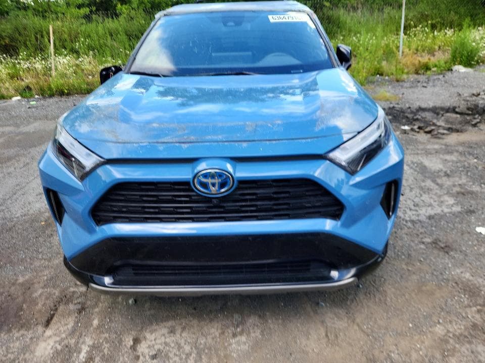 2024 TOYOTA RAV4 XSE 5
