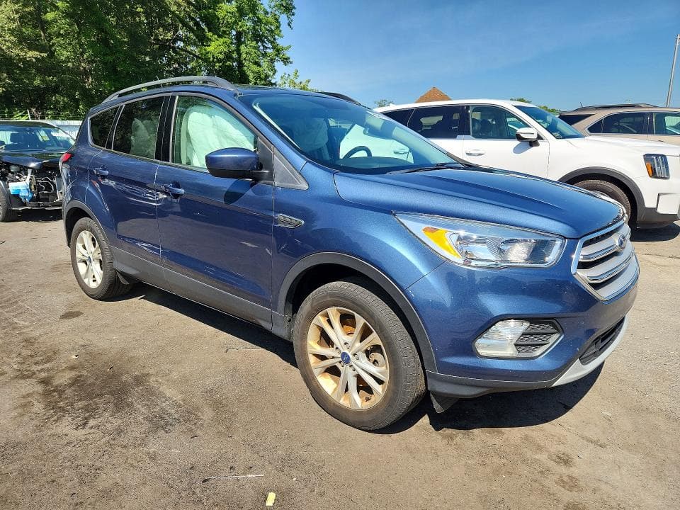 2018 FORD ESCAPE SE 4